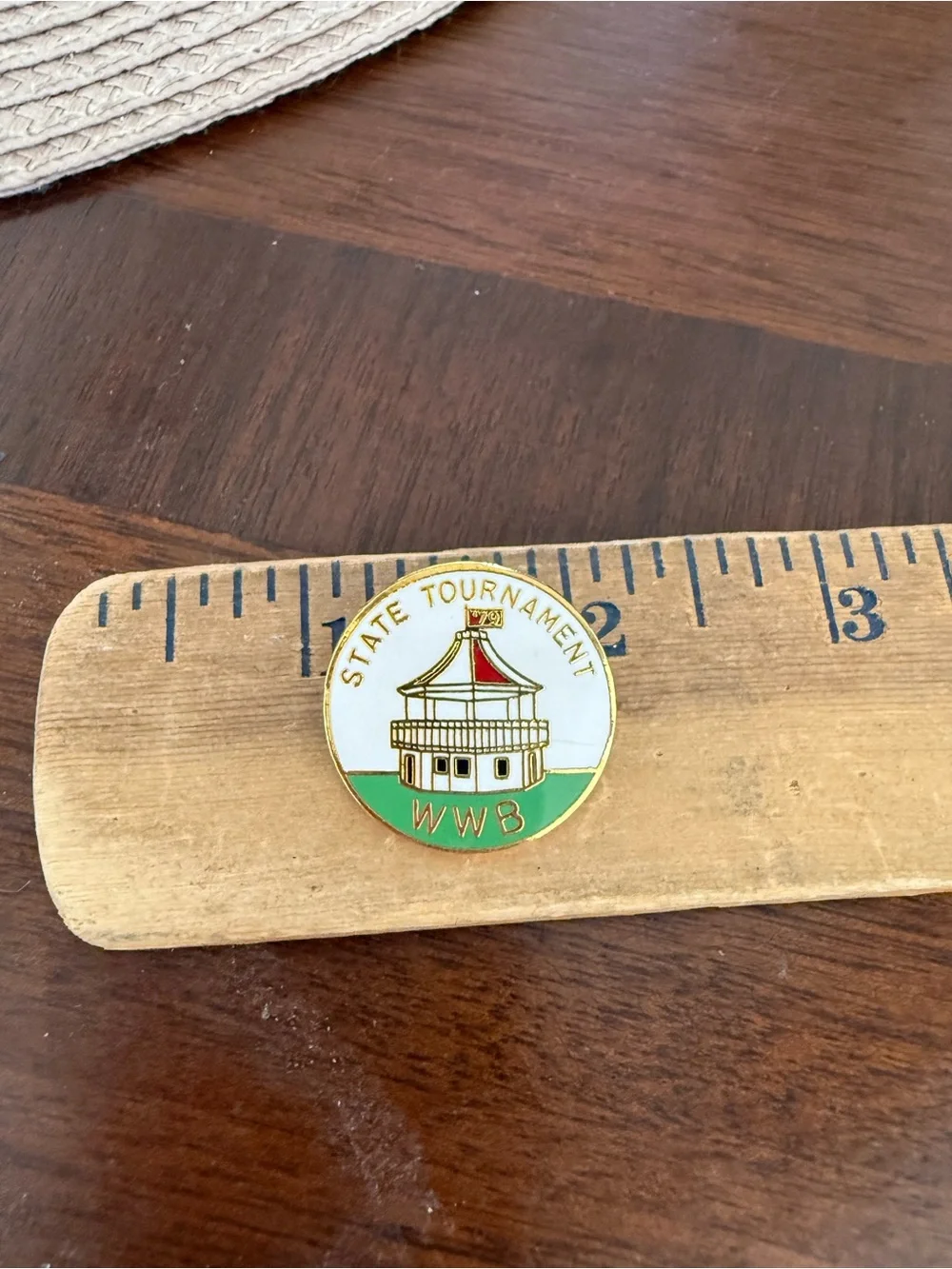 Vintage 1979 State of Tournament Brooch
